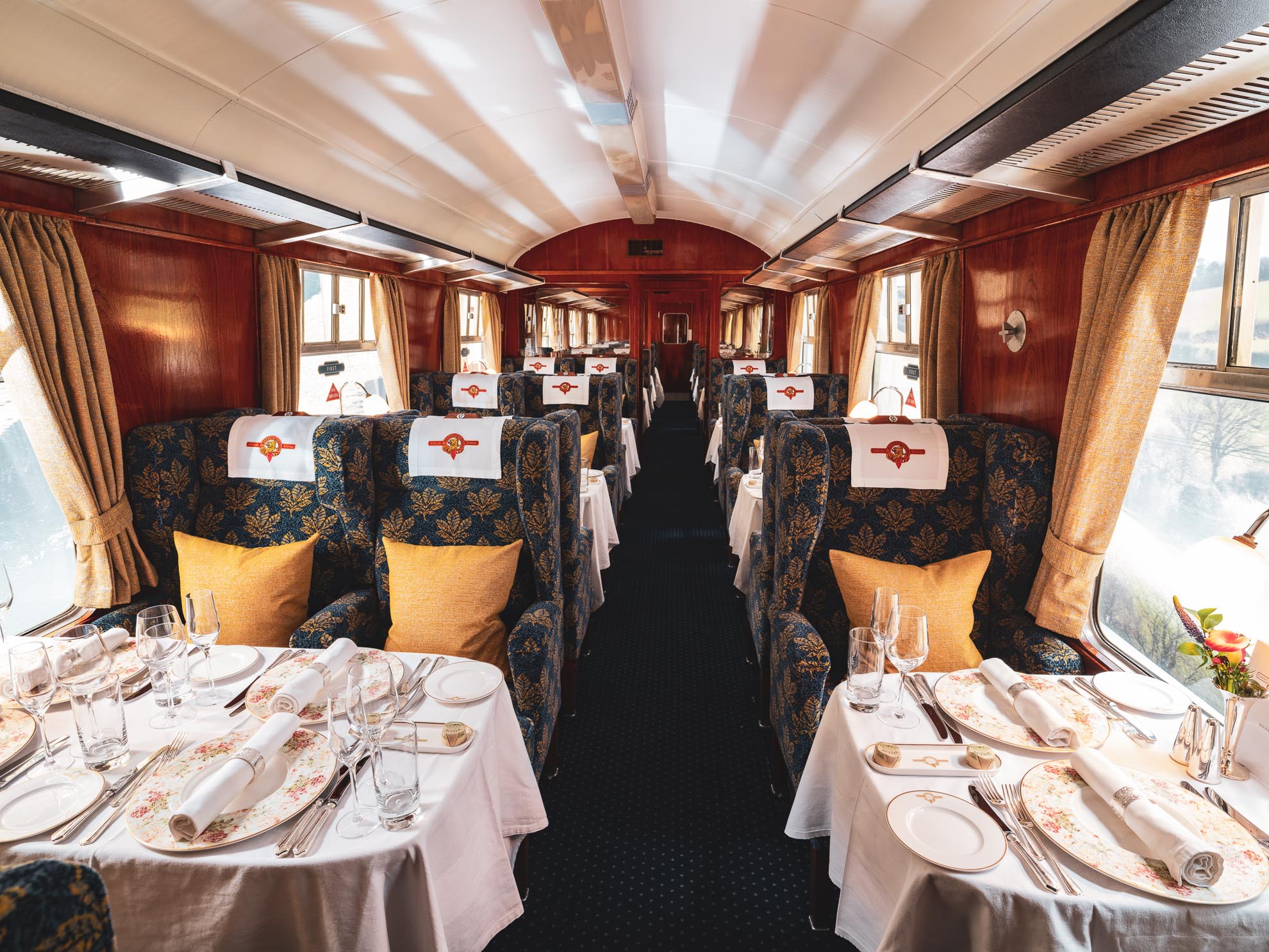luxury train journeys saphos